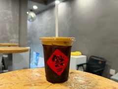 话梅气泡冰美式-Pushing Coffee(茂名路店)