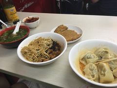 -潘国仙耳光馄饨(黄家阙路店)