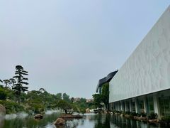 -罗红摄影艺术馆