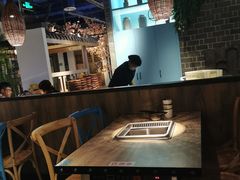 大堂-野妹经典火锅(江夏中百店)