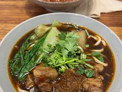 红烧牛腩面-醉牛腩·面小馆