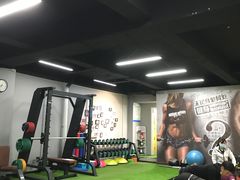 -征成健身连锁私教工作室(九公里店)