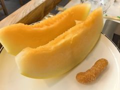 -亮健容天生蚝烧烤自助(交道口直营店)
