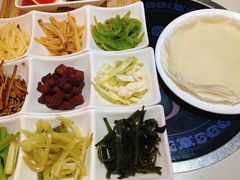 贵阳丝娃娃-苗乡楼·酸汤鱼·贵州菜(成都悠方店)