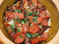 原件腊肉腊肠煲仔饭-红星光发煲仔饭(文海店)