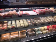 -红宝石·鲜奶小方·海派西点房(南丹店)