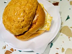 招牌菠萝包-华嫂冰室(湾仔店)