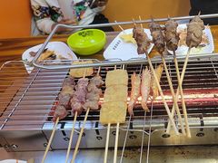 -哈尔滨小酒馆·鲜肉现穿自助烧烤(康新花园店)