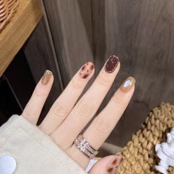 -UGIRL有个美甲