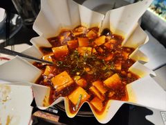 -穹六人间 people 6(岳阳路店)