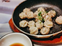 小小生煎包-松沪名灶·豆浆鱼头·新上海菜(飞航吾悦广场店)