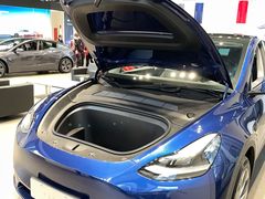 -TESLA 特斯拉(上海太古汇体验店)