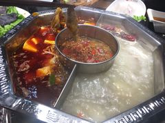-陆派巴倒烫火锅(城东店)
