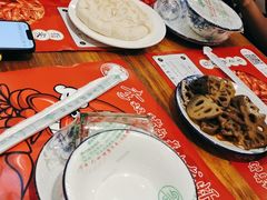 -李双猪·小龙虾·烧烤·羊肉煲(乐山店)