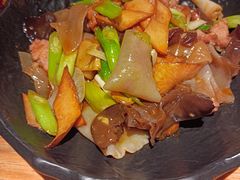 -十三式重庆江湖菜(金茂览秀城店)