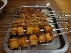-清真吴记门钉肉饼·喜多利