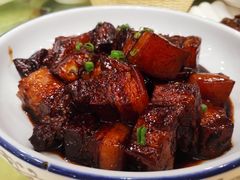 -山明水秀大饭店