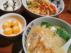 -李犟大爆鳝面·手工蟹黄包(湖滨西湖店)