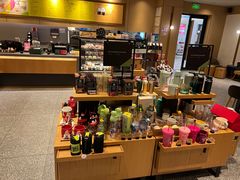 -星巴克臻选(金桥国际店)