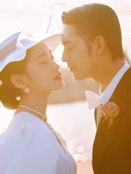 点击看大图 -挪娅婚纱摄影皇家会所