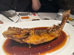 金蒜糖醋大黄鱼-四季民福烤鸭店(外滩外白渡桥店)