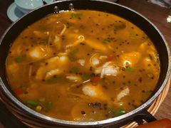 -有红鸡毛店·川菜(建设路店)