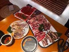-拾勝牛·江景安格斯烧肉放题(江湾阳光天地店)