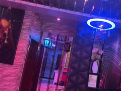 -路边边.炒菜烧烤.音乐餐厅(良乡长虹店)