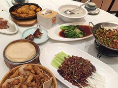 -梅利汴京烤鸭•开封豫菜地标店(东大街店)