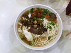 -花溪王记牛肉粉(四季花溪商场店)