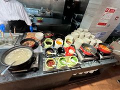 -三英温泉度假酒店-自助餐厅