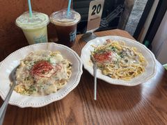 -CowCow其其·牛杂咖啡公司(六运店)