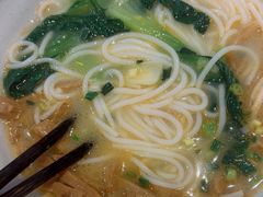 -大食代美食广场(上海中心店)