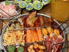 -巴卤社老火锅(财富店)