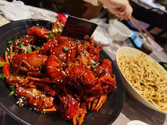 -巴厘龙虾·榜首油焖大虾(音乐学院·沿江酒馆店)