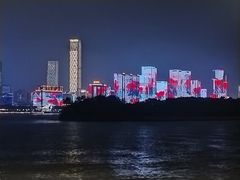 -万泊酒店(长沙五一广场国金中心店)