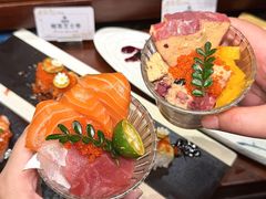 -雍容荟帝王蟹活龙虾展台自助(IFS黑金店)
