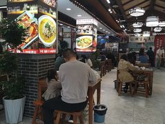 -秦君宝手擀菠菜面(金花路店)