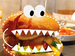 -HIGH FIVE哈福手工汉堡(桂林路店)