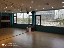 教室-DOS HOP潮上舞蹈