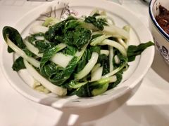 -丹江口渔村·湘味厨房(桃园店)