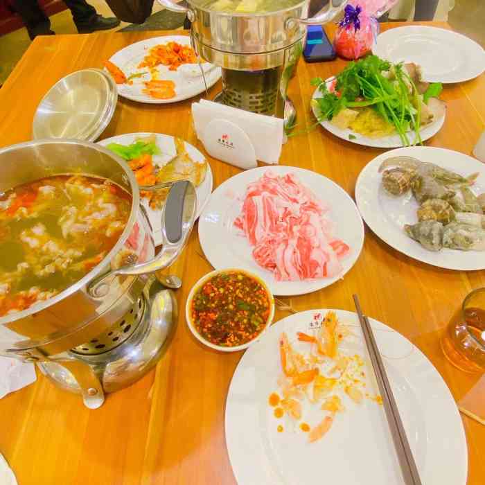 辽宁大厦天然居自助餐-"[薄荷]环境:辽宁大厦里面,比较大的自.