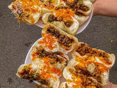 -李与白包子铺(桐梓林店)