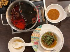 餐具摆设-舌尖记忆重庆火锅(悉尼店)