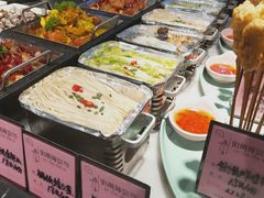 自助取餐区-街角等你.大连海鲜烧烤(西安路店)