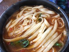 砂锅韭叶粉-猪脑壳凉面(武陵源店)