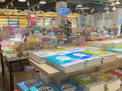 -雨丝书店(综合商业楼店)