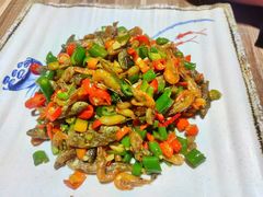 -三湘四水正宗湘菜(君峰路店)