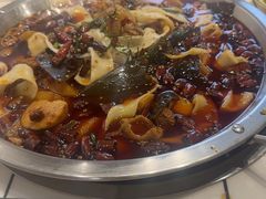 -晓彭肥肠鸡·泡椒鸡火锅(水木天地店)