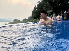 -天目湖涵田半山温泉水乐园